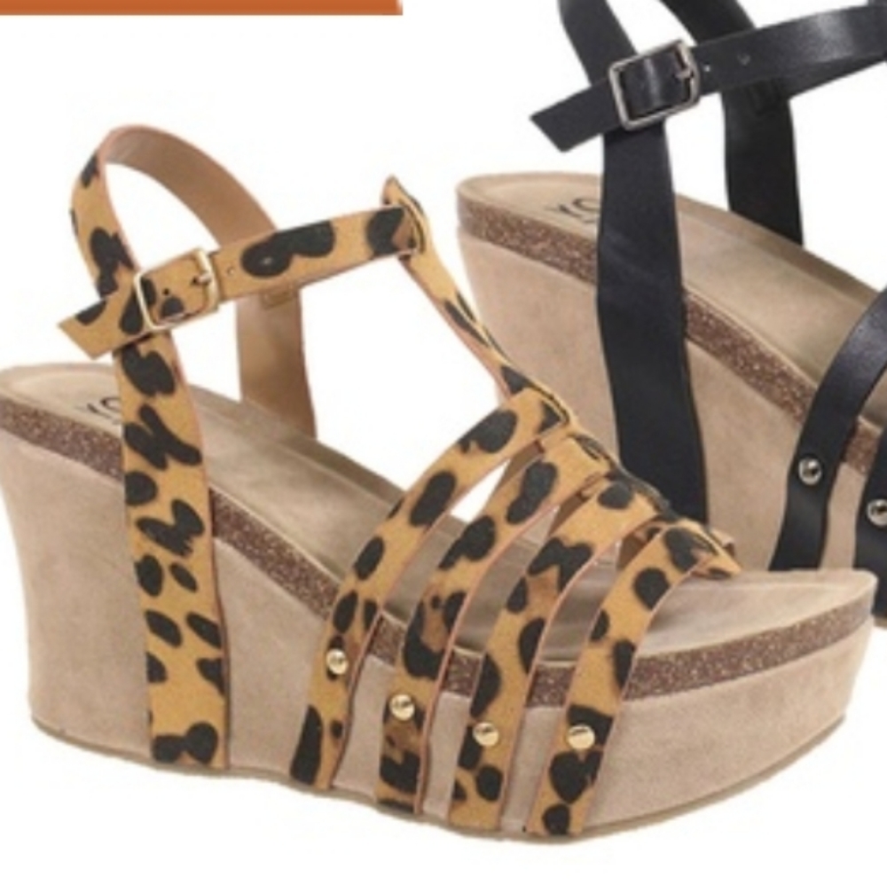 NIB leopard wedge sandles